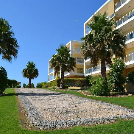 Apartment Arade *